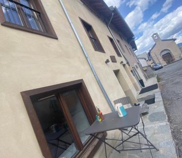 Monetier-les-Bains Apartment | Aya, appartement moderne dans le cœur du village