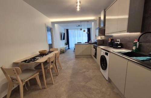 Snaresbrook Apartment | Aya's Snaresbrook Apartment