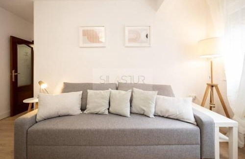 Distrito Llano Apartment | Ayala Home Apartamento