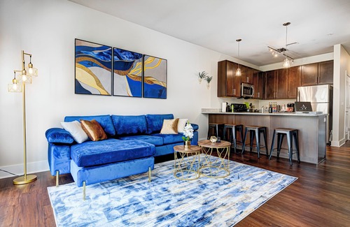 Indianapolis Apartment | Ayash King Bed Suite In Keystone/Broad-Ripple/Carmel