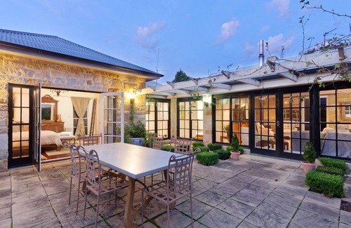 Mittagong House | Aylmerton House + Cottage for 14, Southern Highlands