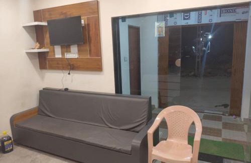 Dwarka Hotel | Ayodhya Bhavan - Home Stay, Dwarka