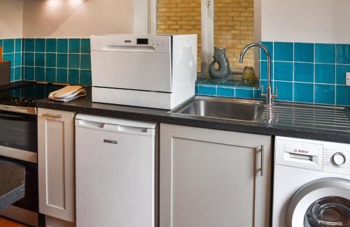 Burnham Thorpe House | Ayres Cottage