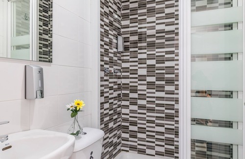 Numancia House | AYZ Sierra de Meira - Auto check-in property