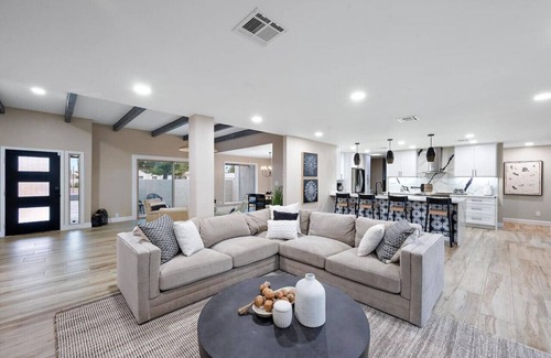 Paradise Valley Village Apartment | AZ - 4926 E. Redfield Road (4B)