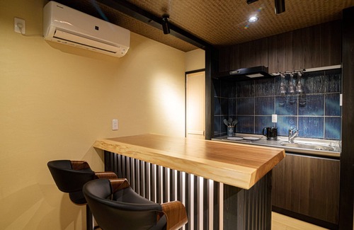 Gion House | azuki-tei｜1-min to Higashiyama Sta｜Private Kyomachiya Stay by Shirakawa