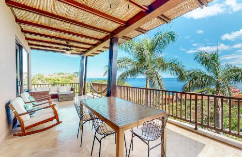El Ocotal Apartment | Azul Paraiso 7B