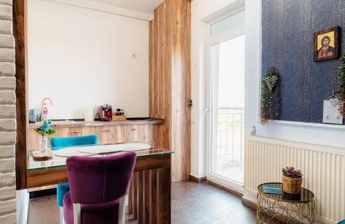 Sector 5 Apartment | AZUR CYAN HOUSE