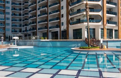 Kocasinan Apartment | Azura Alanya 2 bedroom apartment pool view