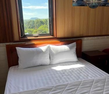 Pleiku Hotel | Bình Minh Hotel Pleiku