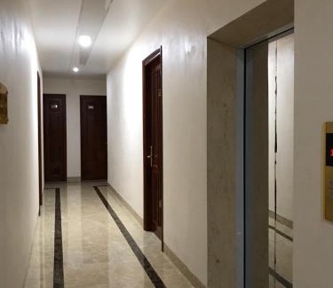 Thai Binh Hotel | Bình Minh Riverside Hotel