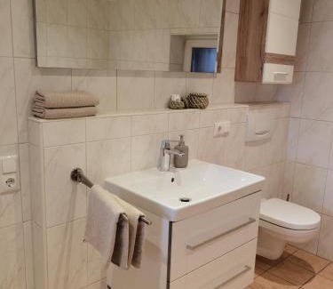 Buergstadt Apartment | Bürgstadt, Am Bischof mit Sonnenterrasse, 1 bis 4 Betten