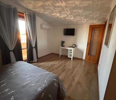 Isola Sacra Bed & Breakfast | B&B airport and go