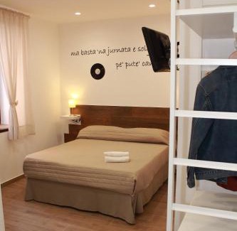 Pozzuoli Bed & Breakfast | B&B Allerìa Pozzuoli