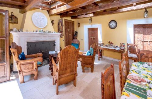 L'Aquila Bed & Breakfast | B&B BONE NOVELLE dimora storica palazzo zuzi