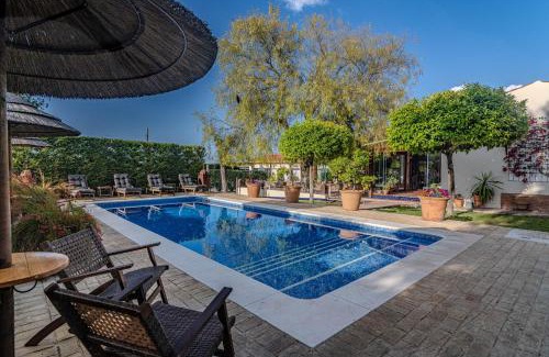 Espartinas Bed & Breakfast | B&B Casa Adelante Sevilla
