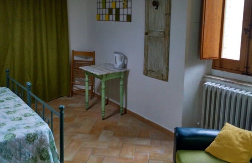 Bazzano Inferiore House | B&B CASTELLO GIRASOLE - Double room