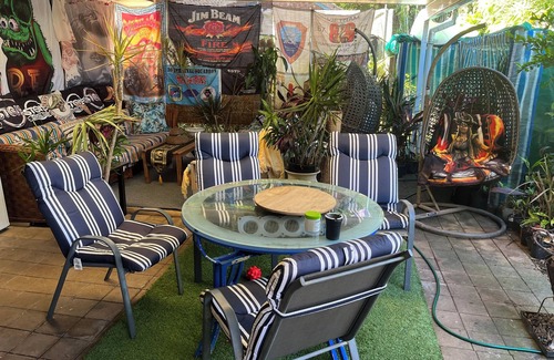 Condon Bed & Breakfast | B & B Cosy large home close to everything. Naturist CO home private & quiet