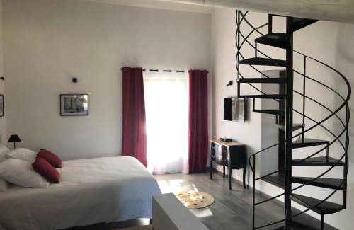 Robion Bed & Breakfast | B&B dans Mas en pierres