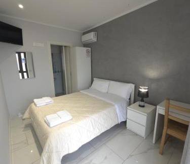 Poggiomarino Bed & Breakfast | B&B Desea