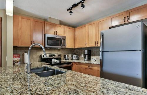 Canmore Apartment | B&B Falcon Crest Lodge 1BR 1Pullout