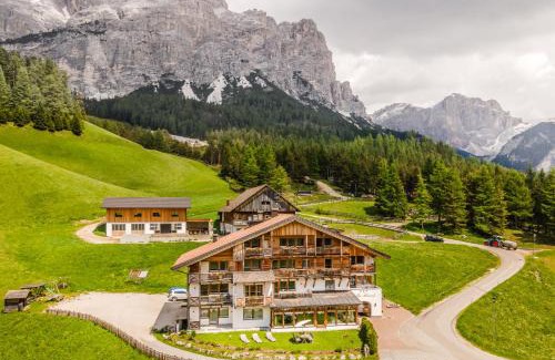 San Cassiano Hotel | B&B - Hotel Ciasa Rü Blanch