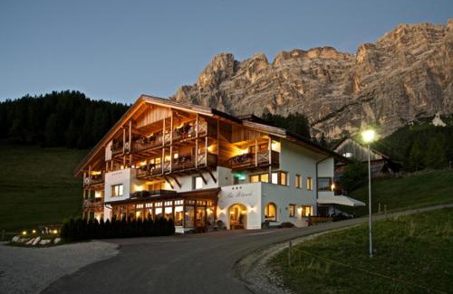 San Cassiano Hotel | B&B - Hotel Ciasa Rü Blanch