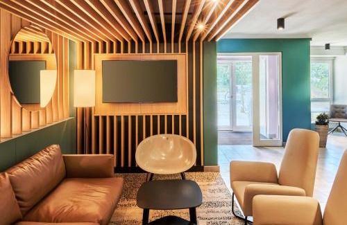 Schwanheim Hotel | B&B HOTEL Frankfurt-Niederrad