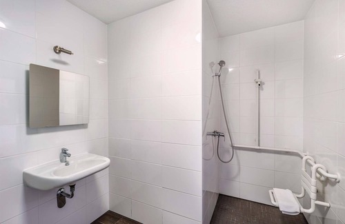 Bruhl Hotel | B&B Hotel Freiburg-Nord