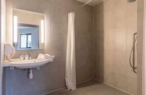 Centre Ville Rive Gauche Hotel | B&B HOTEL Rouen Centre Rive Gauche