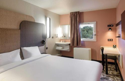 Pont des Demoiselles-Montaudran-La Terrasse Hotel | B&B HOTEL Toulouse Cité de l'Espace Hurel
