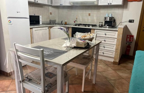 Usigliano Bed & Breakfast | B&B L'angolino Intero Alloggio