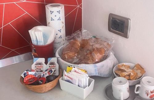 San Donato Bed & Breakfast | B&B LA Sara INDIRIZZO VIA SERAFINO CALINDRI N 1