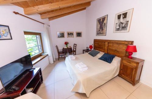 Isera Bed & Breakfast | B&B Le tre chiavi