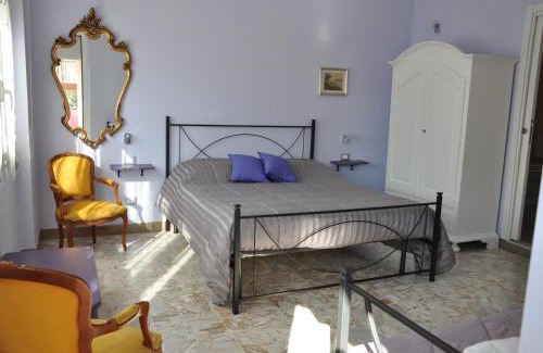 Borghetto Santo Spirito Bed & Breakfast | B&B Mila e Nan