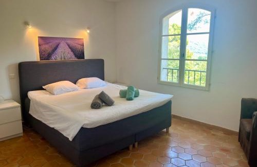 Figanieres Bed & Breakfast | B&B naturist Villa Oriél Figanieres