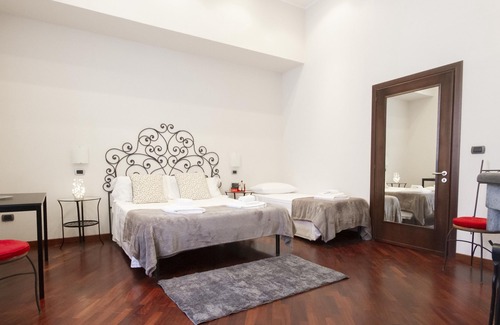 Materdei House | B&B Residenza Malaterra - Camera Napoli Barocca