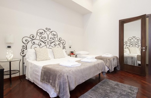 Materdei House | B&B Residenza Malaterra - Camera Napoli Barocca