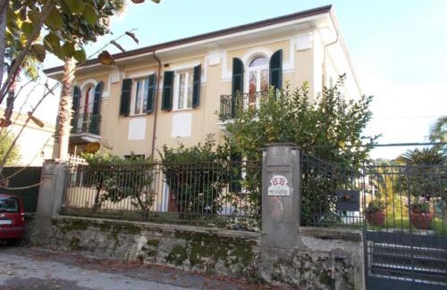 Carrara Bed & Breakfast | B&B ROSSANA
