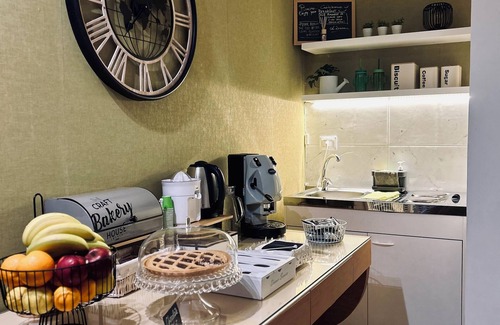 Ruggero Settimo House | B&B Ungheria Ottantaquattro