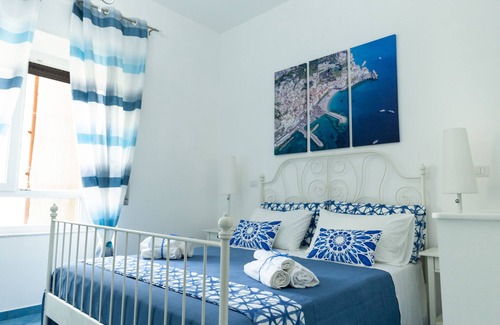 Historical Downtown Salerno Bed & Breakfast | B&B Velia 34 NETTUNO