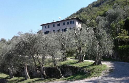 Malcesine Bed & Breakfast | B&B VILLA CANDORAS