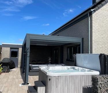 Chodes House | B&Bagatelle