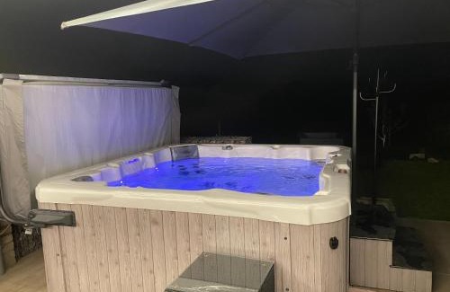 Chodes House | B&Bagatelle