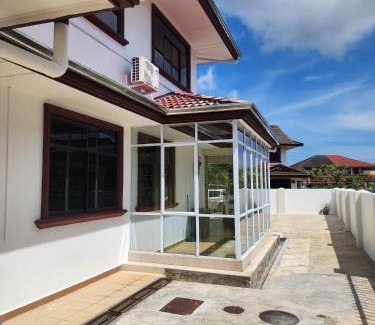 Miri House | B&C Homestay