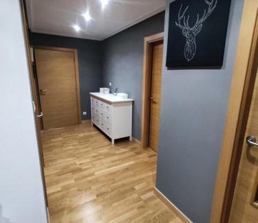 Barakaldo Apartment | B.e.c apto Bilbao
