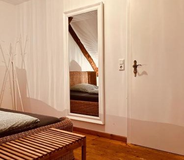 Huenxe Apartment | b e d & a g e d e s i g n -medium- wunderschönes Zimmer mit Bad - Rechnungserstellung für Geschäftsreisende & Firmen