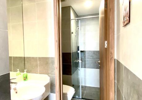 Van Giang Apartment | B home 2 bedrooms Sky Oasis Ecopark