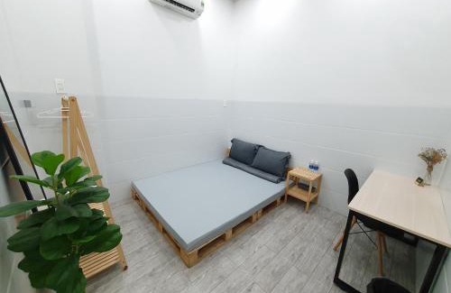 Binh Thuy House | B Home