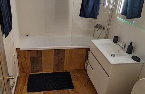 Floresti Apartment | B&I Apartment
